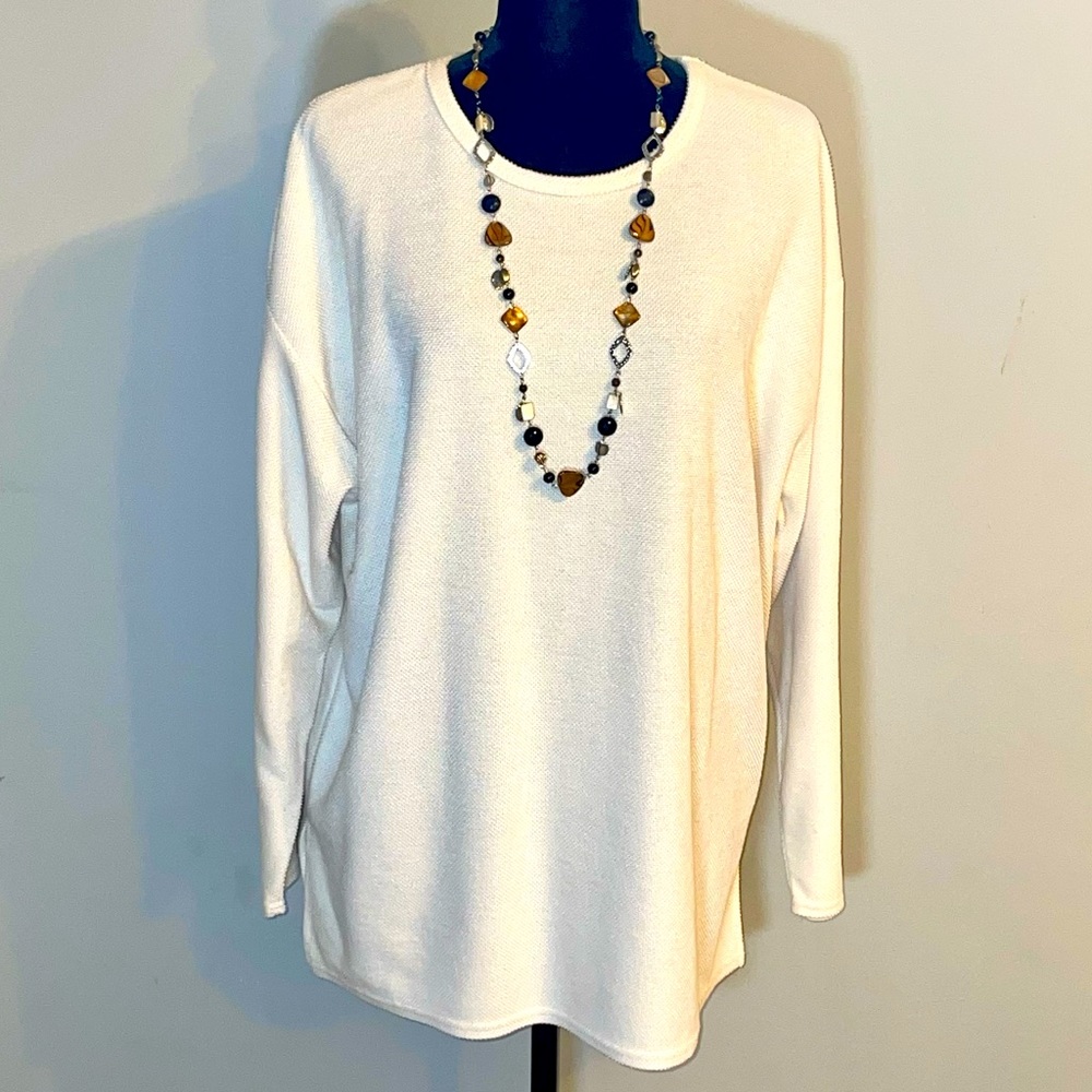 Metropolitan New York 10001 Top